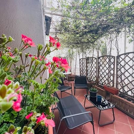 Re Gallo Luxury Apartment Plebiscito In Via Chiaia Napoli Exterior foto